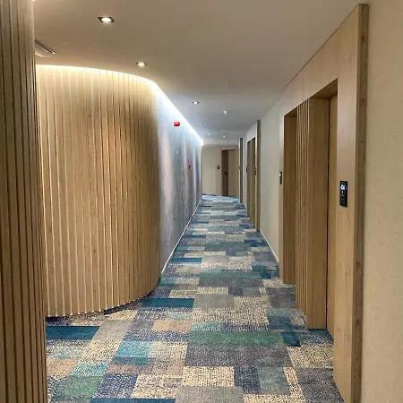 Sunce Hotell 4*