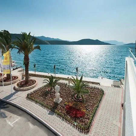 Sunce Hotell 4*